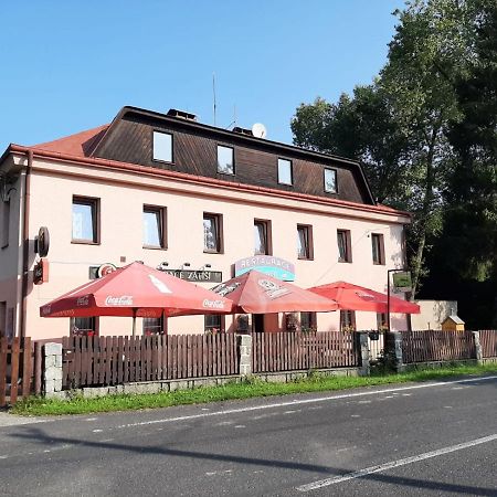 Penzion Restaurace Zatisi Rumburk Eksteriør bilde